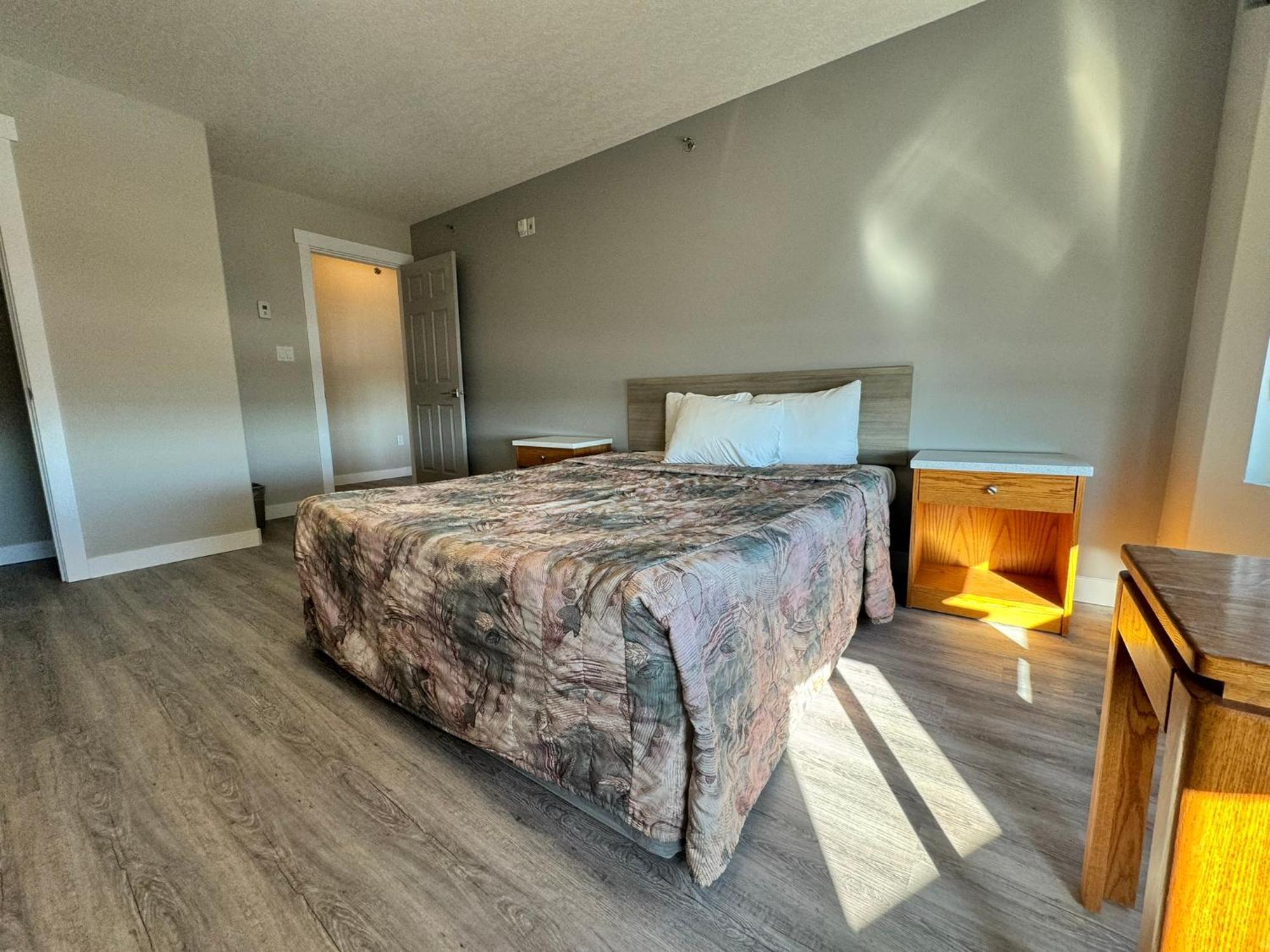 Western Budget Inns&Suites Leduc Exterior foto
