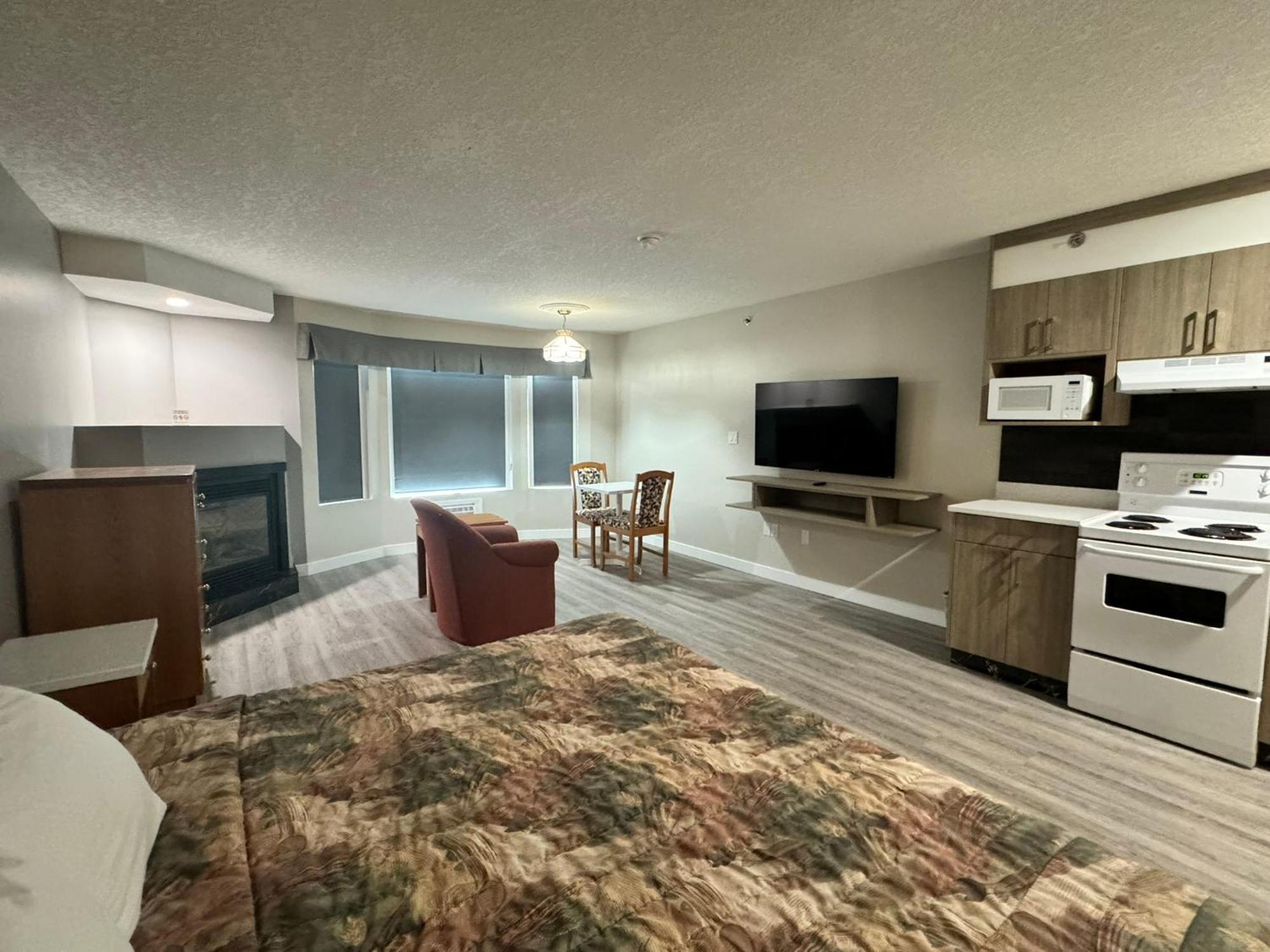 Western Budget Inns&Suites Leduc Exterior foto