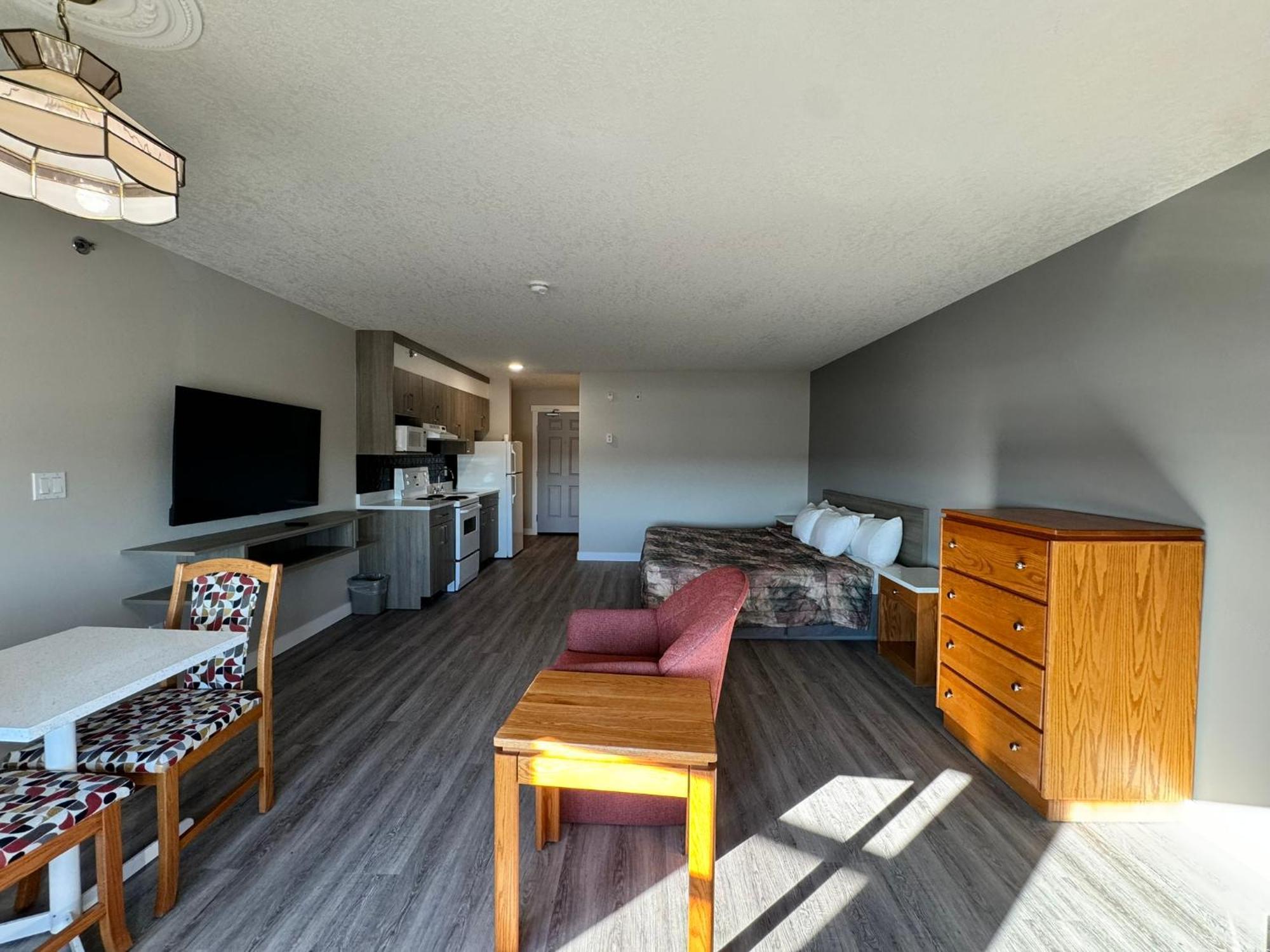 Western Budget Inns&Suites Leduc Exterior foto